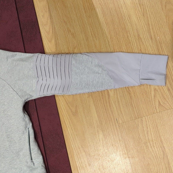 PUMA Women's Evostripe Hoodie Sweatshirt - Picture 6 of 8
